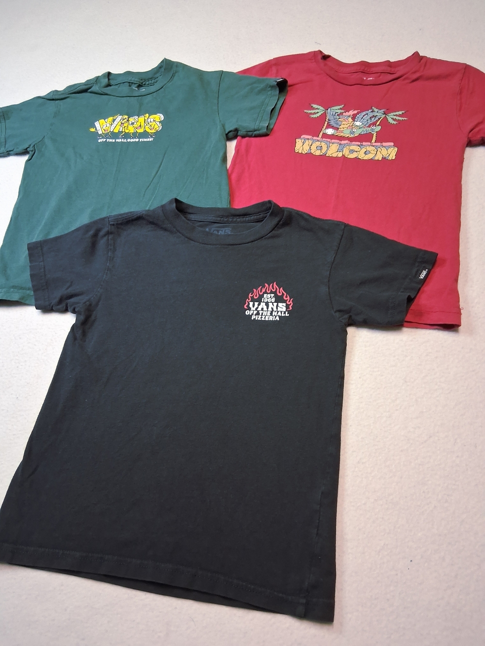 Vans&Volcom Kids 3 Pc Black, Green & Red Graphic Tees - Short Sleeve